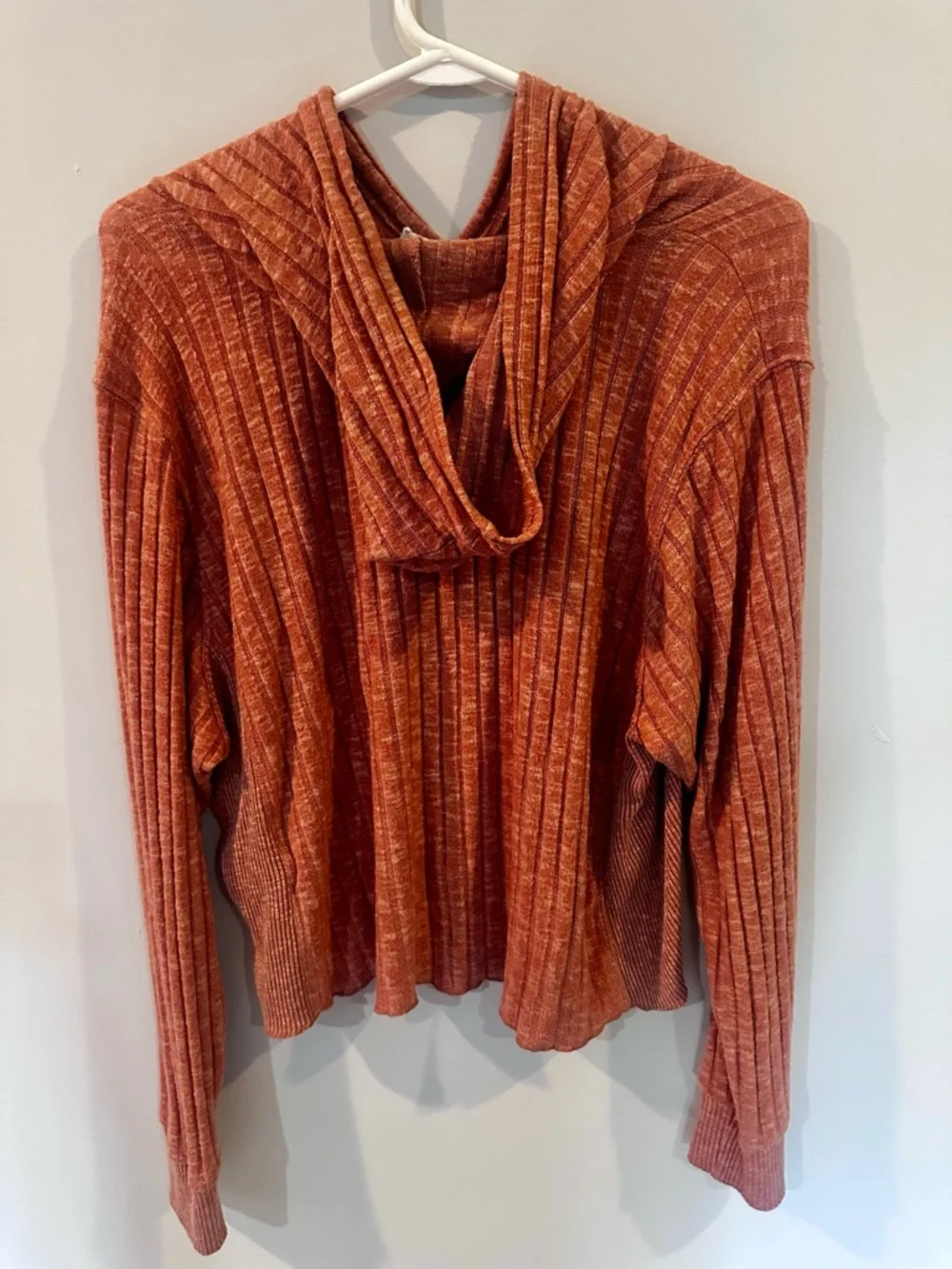Billabong top and bottom SET. Size large - Picture 9 of 10